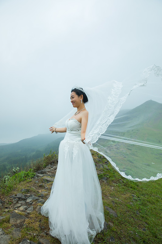 新娘,山,新婚夫妇,蜜月,婚姻,宏伟,自然美,正上方视角,俄罗斯,山脉