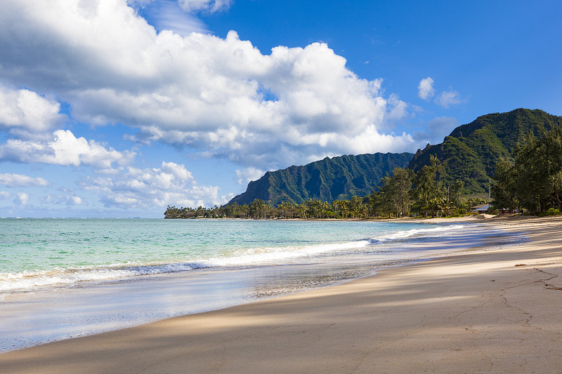 海滩,瓦胡岛,夏威夷,寂寞,水,天空,留白,休闲活动,水平画幅,云