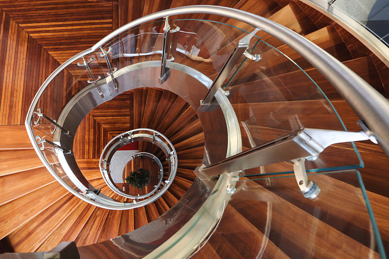 楼梯,台阶,褐色,外立面,水平画幅,无人,铝,木材,天花板,金属