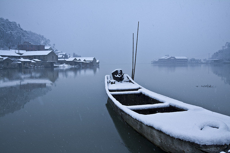 湖,冬天,平底船,寒冷,宁静,湖岸,水平画幅,雪,无人,乡村