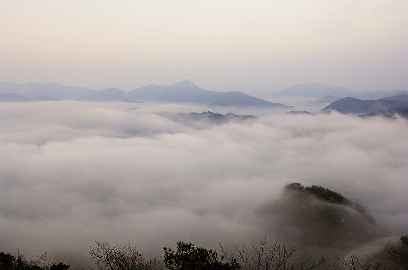 韩国,雾,山脉,选择对焦,气候,水平画幅,高视角,云,无人,早晨