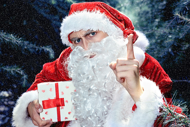 圣诞老人,美,络腮胡子,圣诞卡,水平画幅,雪,圣诞树,圣诞礼物,仅男人