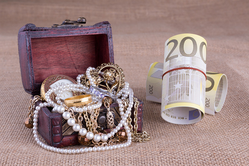 珠宝,胸部,钞票卷,钻石戒指,海盗,百宝箱,珍珠首饰,金融顾问,网上购物,盒子
