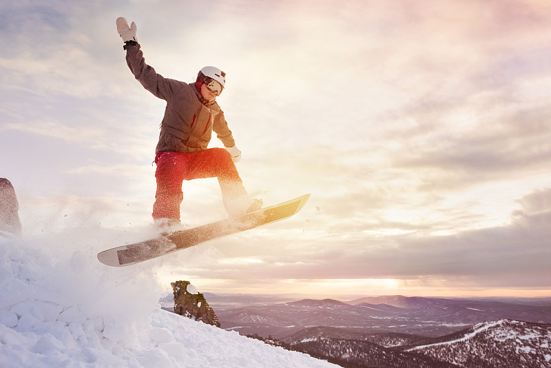 天空,滑雪板,留白,休闲活动,提举,雪,滑雪坡,旅行者,青年人,运动