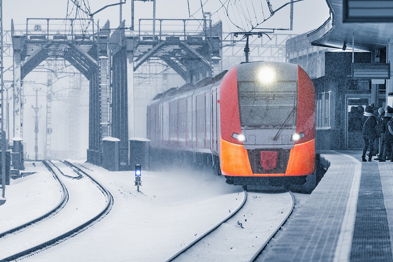 火车,车站,暴风雨,水平画幅,雪,铁轨轨道,户外,交通方式,莫斯科,俄罗斯