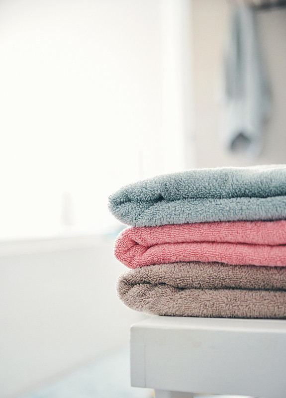 spa美容,明亮,毛巾,极简构图,浴室,无忧无虑,多色的,垂直画幅,留白,新的
