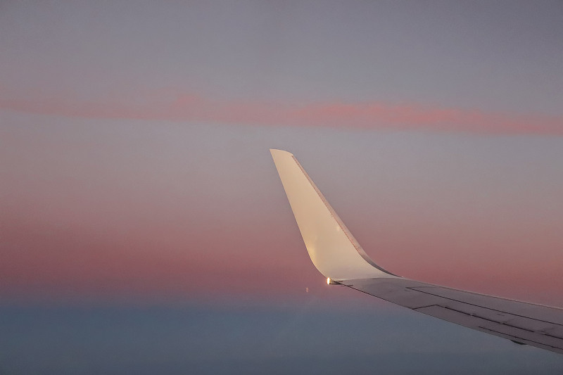 窗户,飞机,特写,天空,留白,座位,高视角,透过窗户往外看,气候与心情,想法