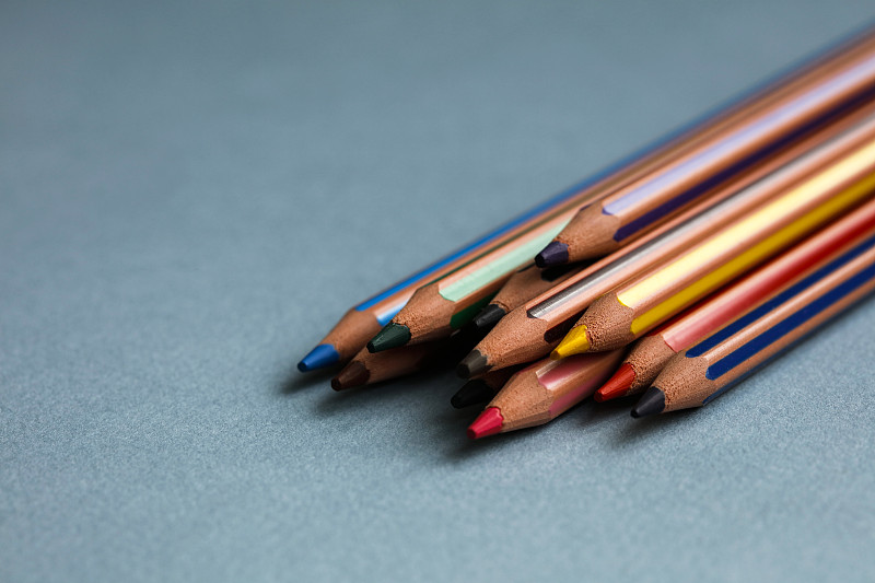 铅笔,绘画插图,留白,艺术,水平画幅,无人,彩色铅笔,组物体,特写,光谱色