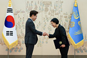 韩国迎来史上第二位女总理，韩媒：此次人选