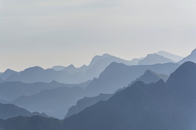 高山