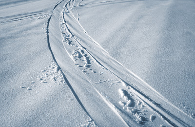 滑雪痕
