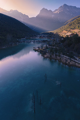 山