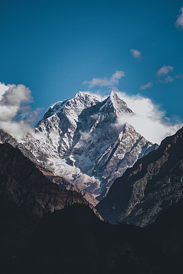 高山