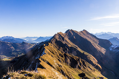 高山