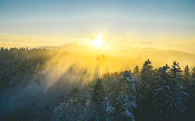 高山