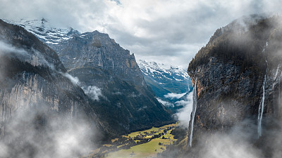 高山