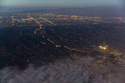鸟瞰图好莱坞山，伯班克，和范奈斯