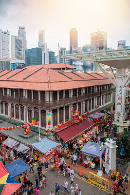 新加坡唐人街热闹的街景