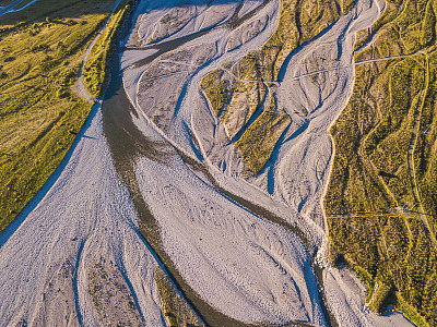 新西兰一条河的鸟瞰图