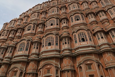 印度北部拉贾斯坦邦斋浦尔粉色城市的“风之宫”建筑图片，印度街头的“风之宫”建筑