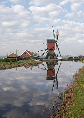 Oud Ade的watermill
