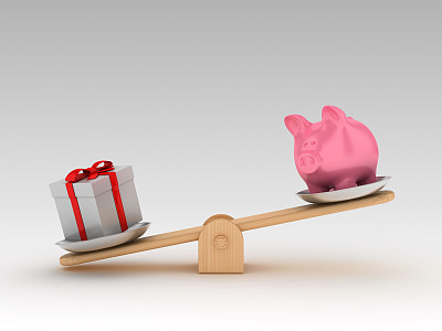 跷跷板规模与礼盒和小猪银行- 3D渲染