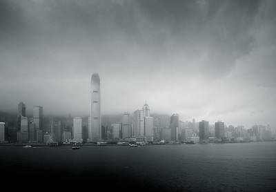 香港城市在雾中