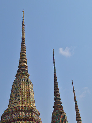 Wat Phra Chetuphon(Wat Pho)，位于辉煌的翡翠佛寺后面。