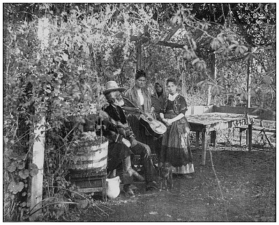 古董黑白照片:墨西哥家庭