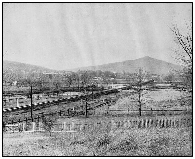 美国古董黑白照片:飞行员旋钮，阿卡迪亚山谷，密苏里州