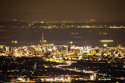 一个工业城市的夜景，Yokkaichi市