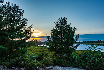 黄昏时的Muskoka Torrance Barrens Dark-Sky保护区，Gravenhurst，加拿大