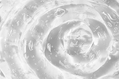 白色水波纹抽象或天然泡沫纹理背景，手皂，凝胶泡沫摄影
