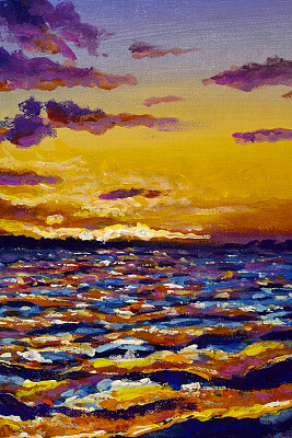 垂直印象主义绘画海上美丽的日落。海波和温暖的太阳在傍晚的天空