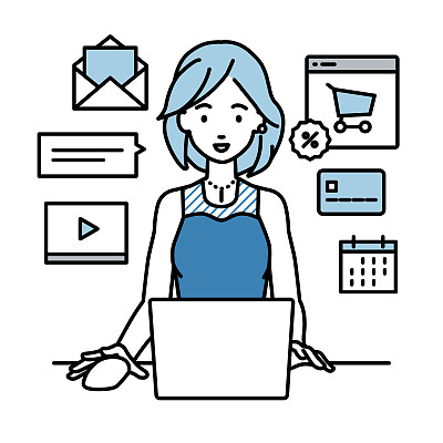 一个穿着衣服的女人在她的办公桌上使用笔记本电脑浏览网站、数字营销、支付、管理在线商店和支持客户