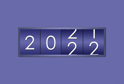 2021年至2022年的倒计时被隔离在蓝色背景上。新年快乐，圣诞快乐