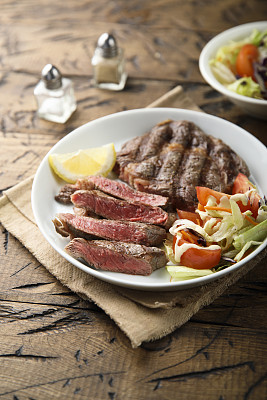 烤牛肉