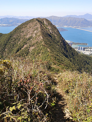 驼背，马鞍山，香港新界