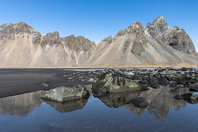 Stokksnes冰岛春天的Vestrahorn