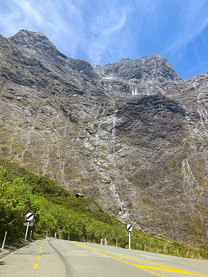 新西兰94号国道，Te Anau-Milford Hwy，峡湾国家公园的Gertrude山谷瞭望台，新西兰