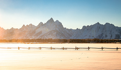 雪山