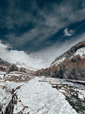 冬天的雪山