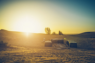 撒哈拉沙漠的帐篷营地，Merzouga, Erg Chebbi，摩洛哥