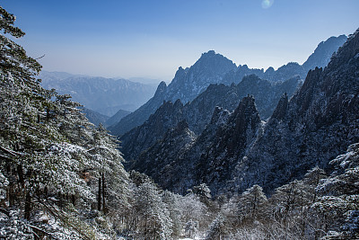 中国黄山的冬季景观