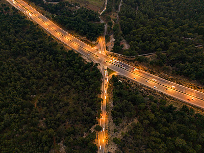 夜景公路路口