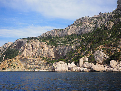 法国南部马赛和卡西斯之间的法国Calenques风景。 法国南部马赛和卡西斯之间的法国Calenques风景。