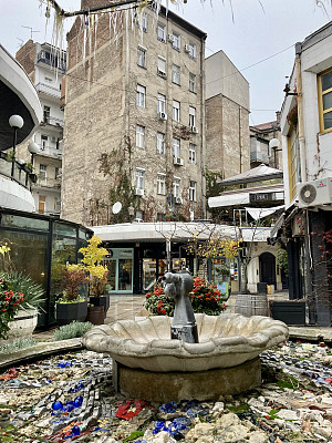 塞尔维亚-贝尔格莱德-市中心的老商场 塞尔维亚-贝尔格莱德-市中心的老商场