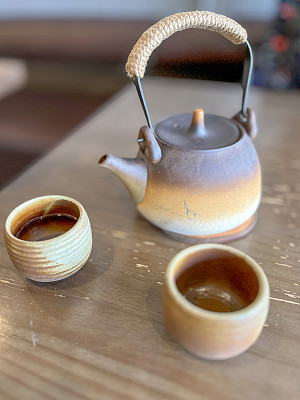 中国茶壶和杯子