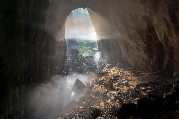 世界上最大的洞穴——韩山洞