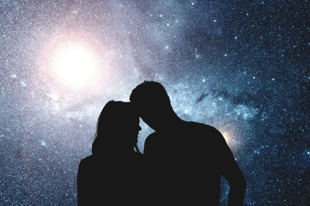星空拥抱图片